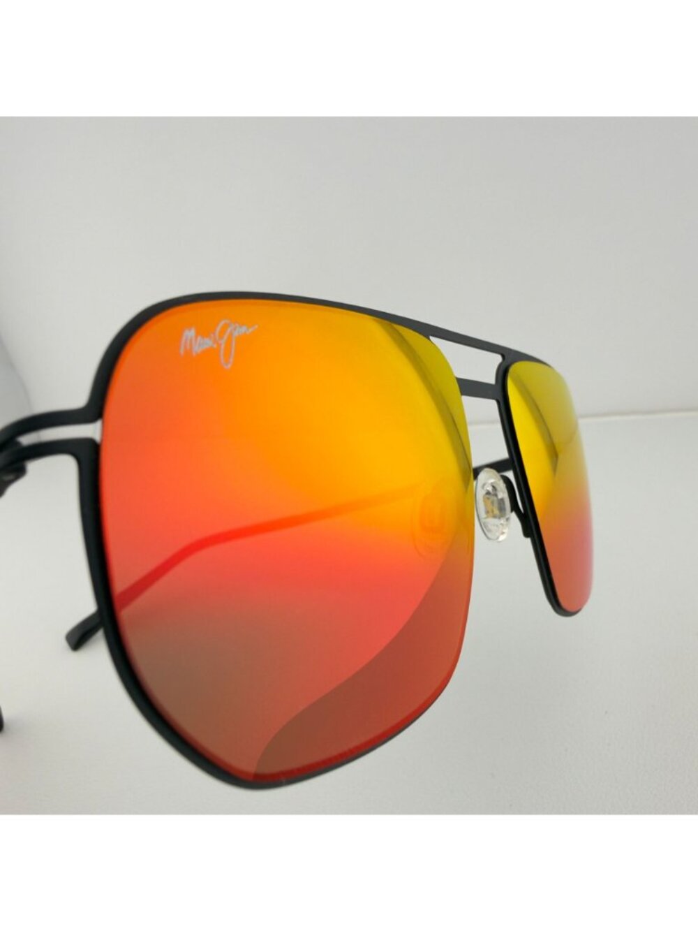 Maui Jim Sharks Cove MJ605-02 Black Hawaii Lava Sunglasses 55 18 145 READ - Picture 12 of 14